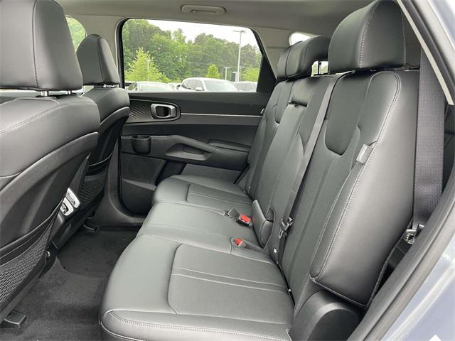 new 2025 Kia Sorento car, priced at $35,529
