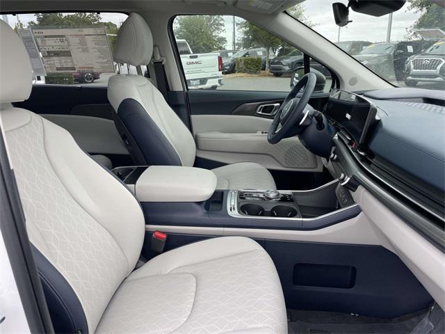 new 2026 Kia Carnival Hybrid car, priced at $49,003
