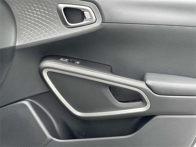 new 2025 Kia Soul car, priced at $24,093