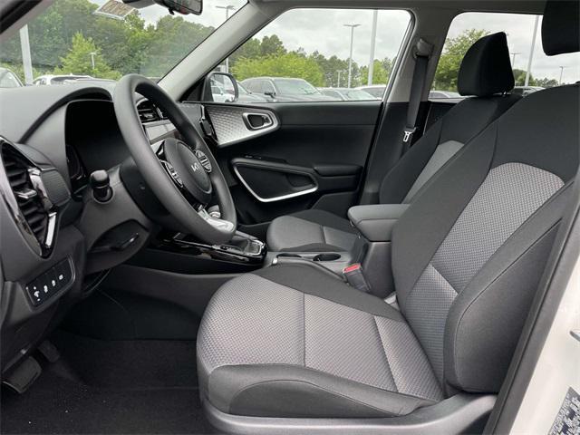 new 2025 Kia Soul car, priced at $24,093