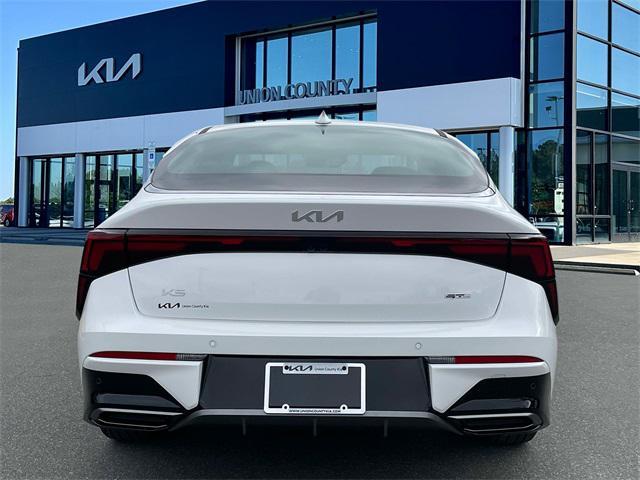 new 2025 Kia K5 car, priced at $27,952