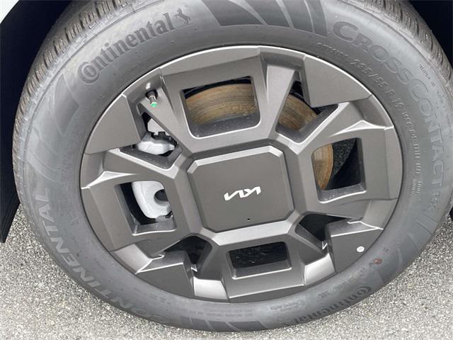 new 2026 Kia Carnival Hybrid car, priced at $42,949