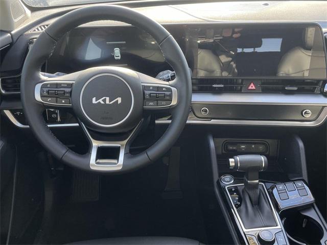 new 2025 Kia Sportage car, priced at $29,339