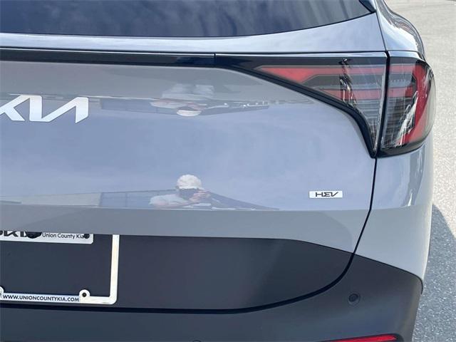 new 2026 Kia Sportage Hybrid car, priced at $35,293