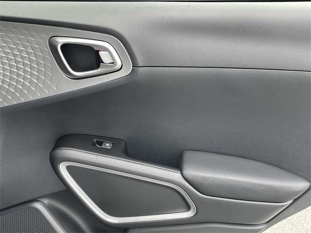 new 2025 Kia Soul car, priced at $23,268