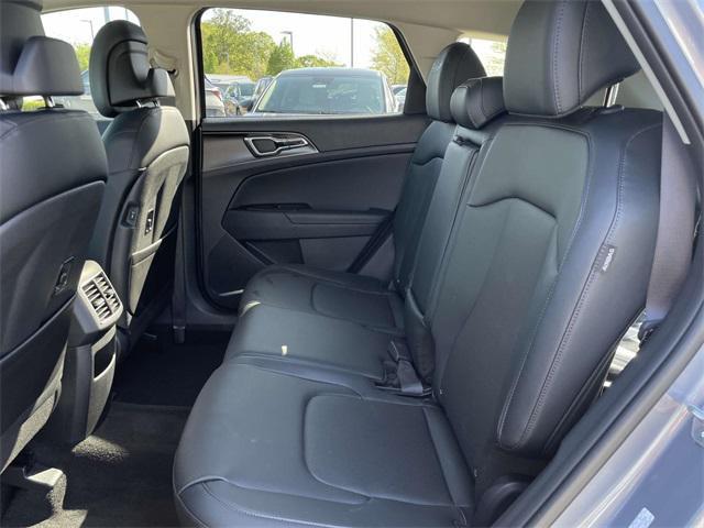 new 2025 Kia Sportage car, priced at $30,948