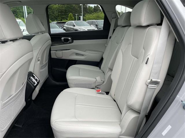 new 2025 Kia Sorento car, priced at $38,127