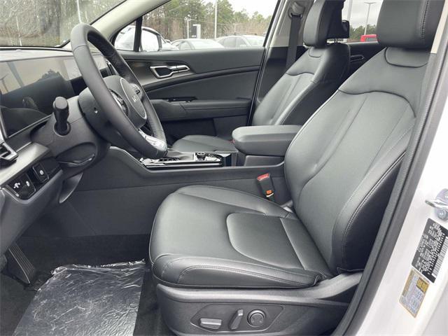 new 2025 Kia Sportage car, priced at $29,555