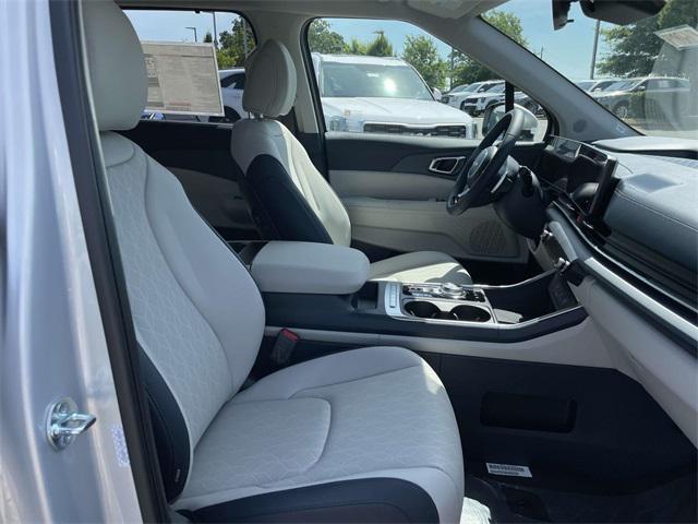 new 2026 Kia Carnival Hybrid car, priced at $44,704