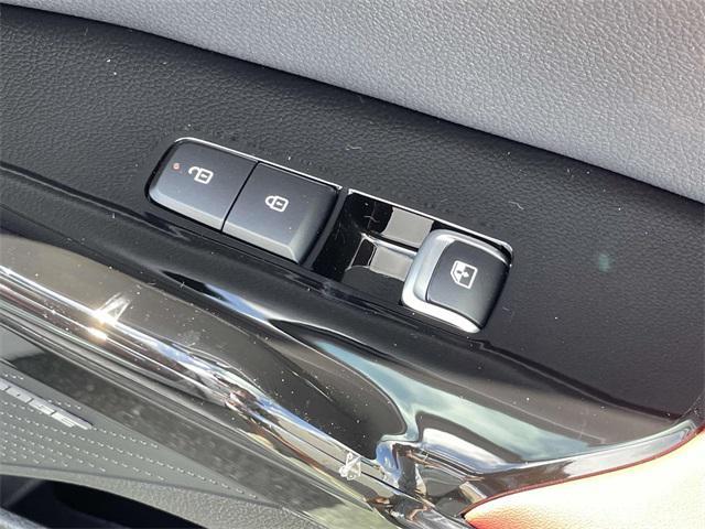 new 2025 Kia K5 car, priced at $30,607
