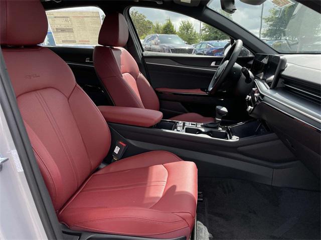 new 2025 Kia K5 car, priced at $30,607