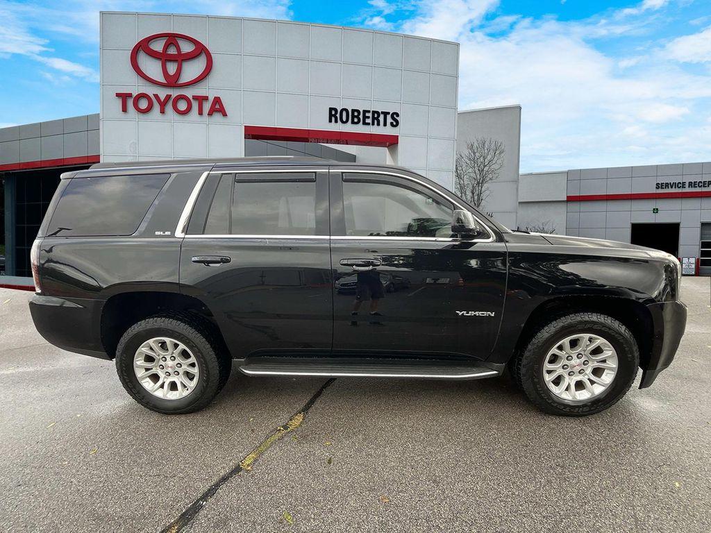 used 2016 GMC Yukon car, priced at $17,979
