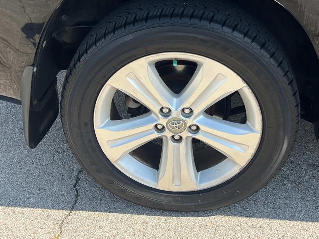 used 2010 Toyota Highlander car, priced at $10,523