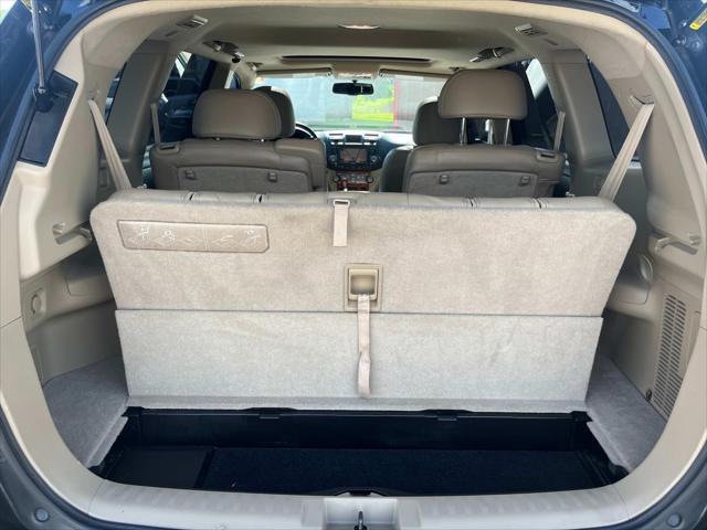 used 2010 Toyota Highlander car, priced at $10,523