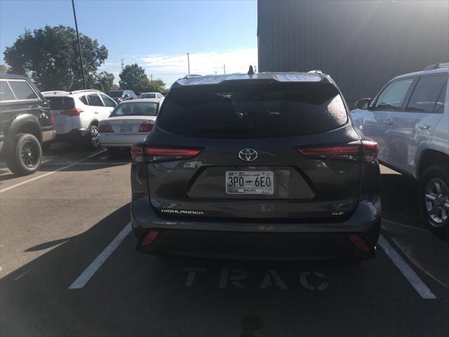 used 2020 Toyota Highlander car, priced at $31,545