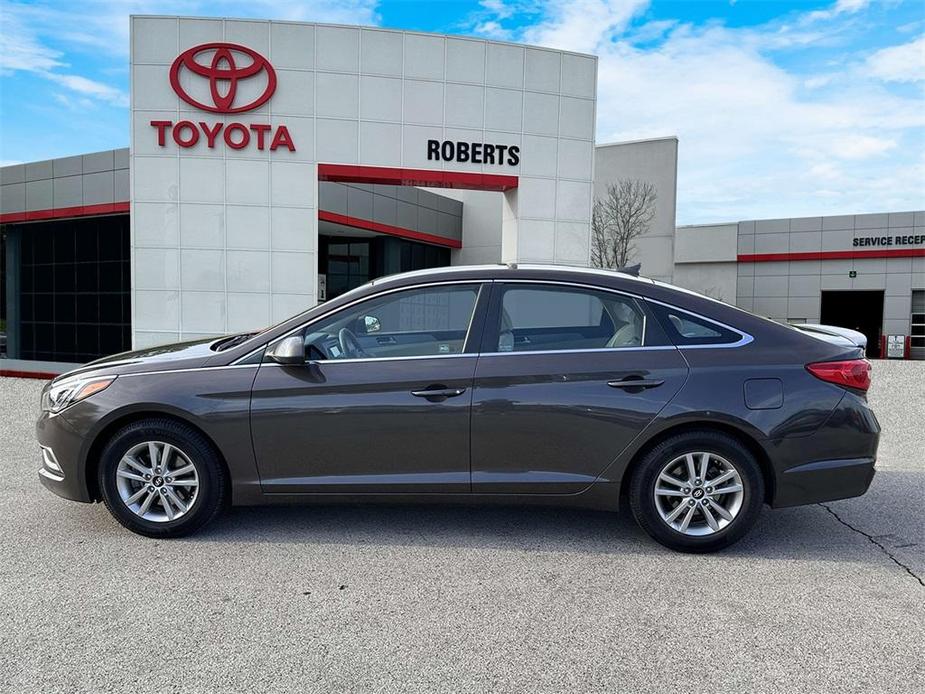 used 2016 Hyundai Sonata car