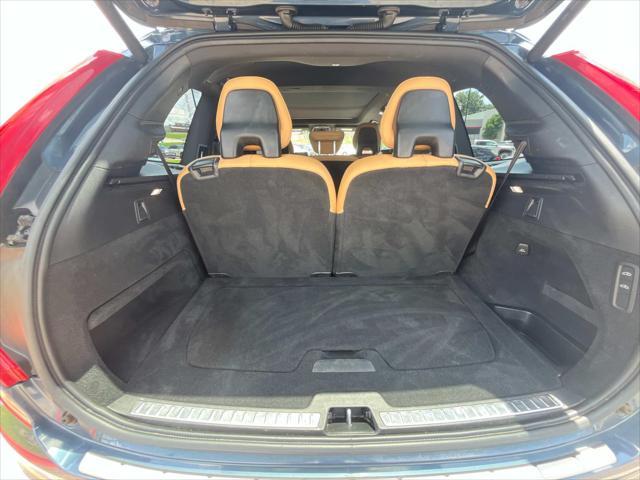 used 2018 Volvo XC90 car, priced at $18,499