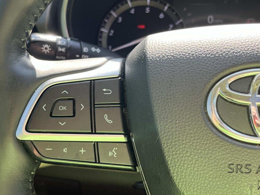 used 2021 Toyota Highlander car, priced at $37,796