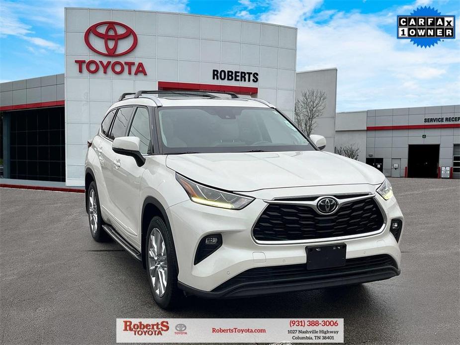 used 2020 Toyota Highlander car, priced at $34,828