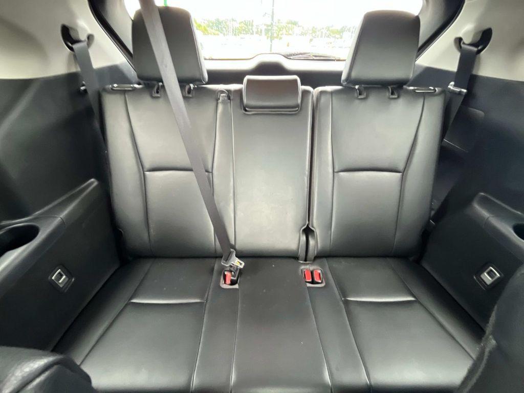 used 2022 Toyota Highlander car, priced at $38,879