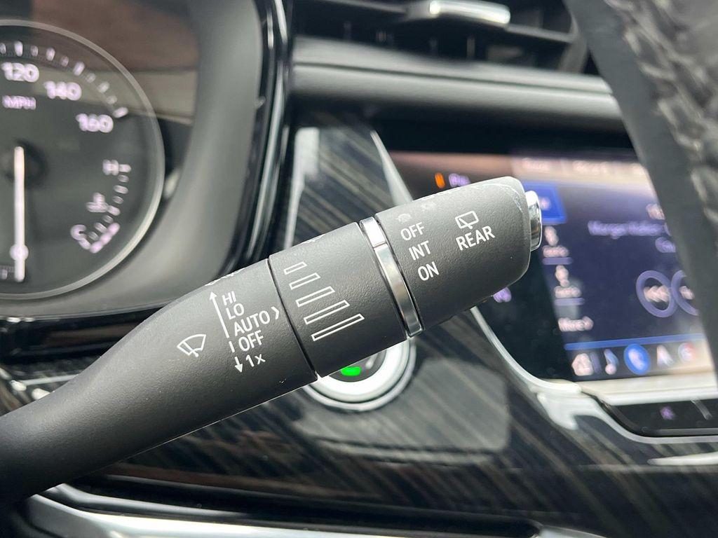 used 2020 Cadillac XT6 car, priced at $30,399