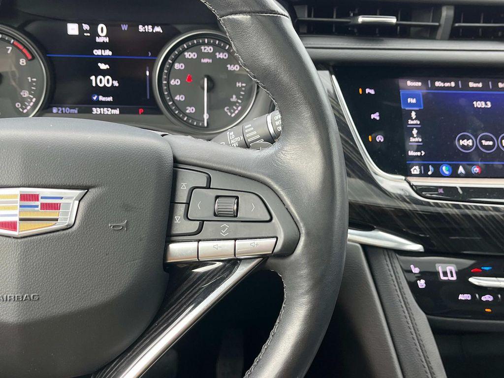 used 2020 Cadillac XT6 car, priced at $30,399