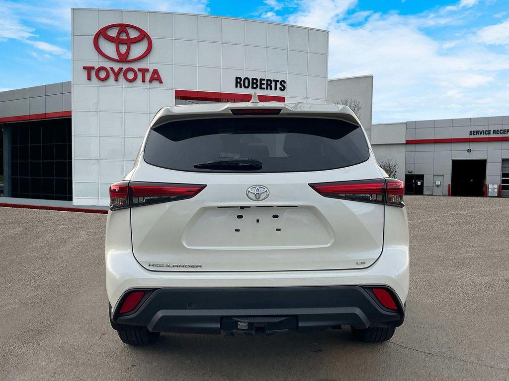 used 2020 Toyota Highlander car, priced at $29,724
