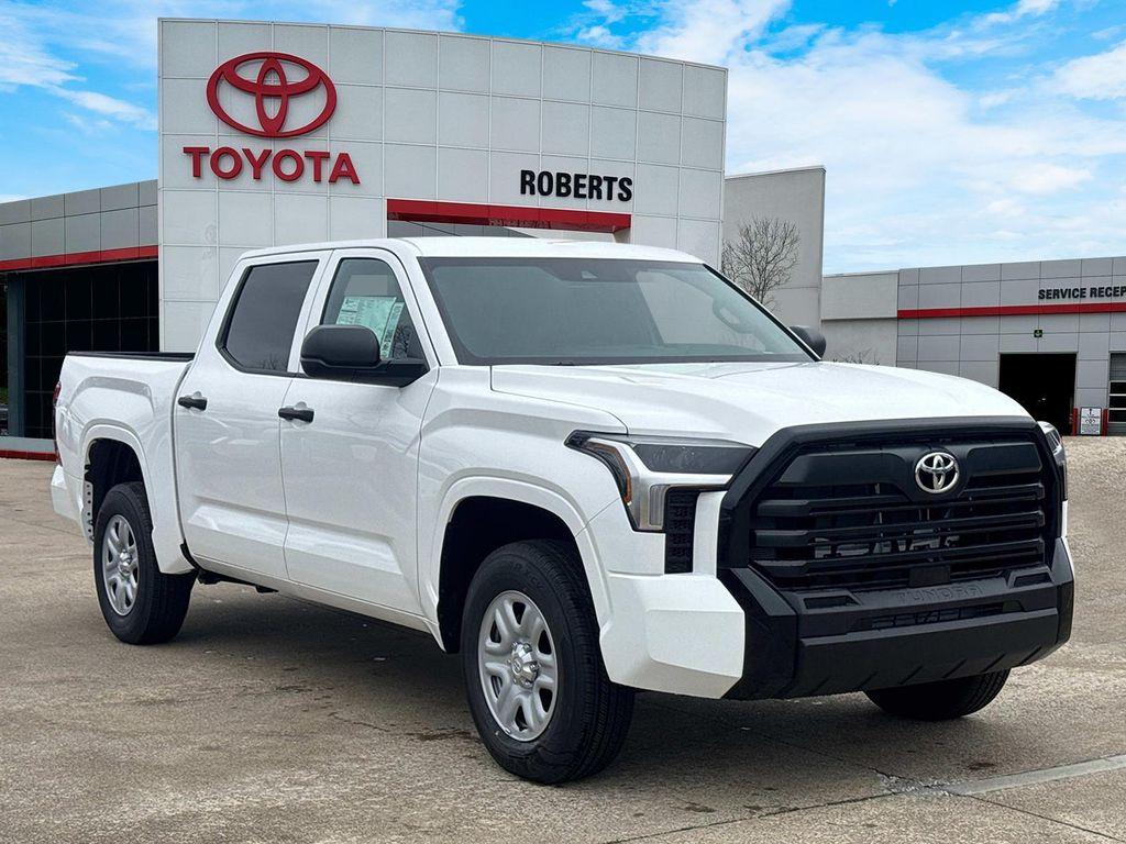 new 2024 Toyota RAV4 car, priced at $30,489