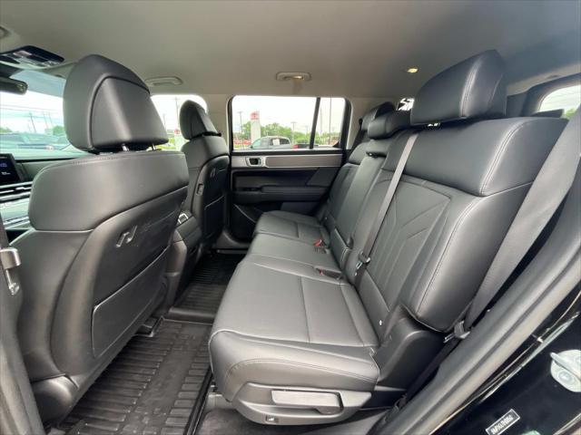 used 2024 Hyundai Santa Fe car, priced at $32,399