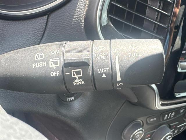 used 2020 Jeep Cherokee car, priced at $15,999