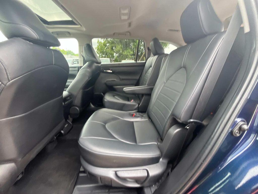 used 2024 Toyota Highlander car, priced at $41,299