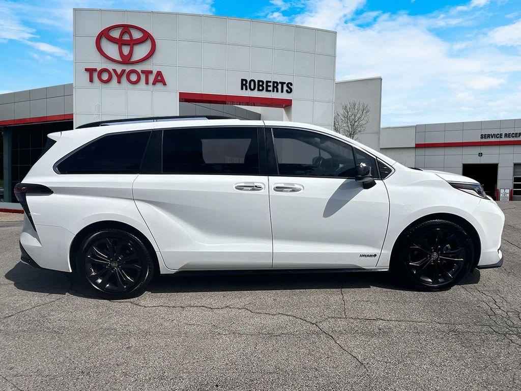 used 2021 Toyota Sienna car, priced at $37,958