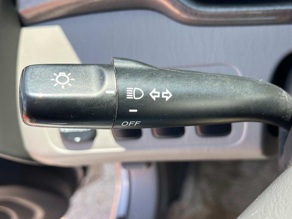 used 2003 Toyota Highlander car, priced at $6,000