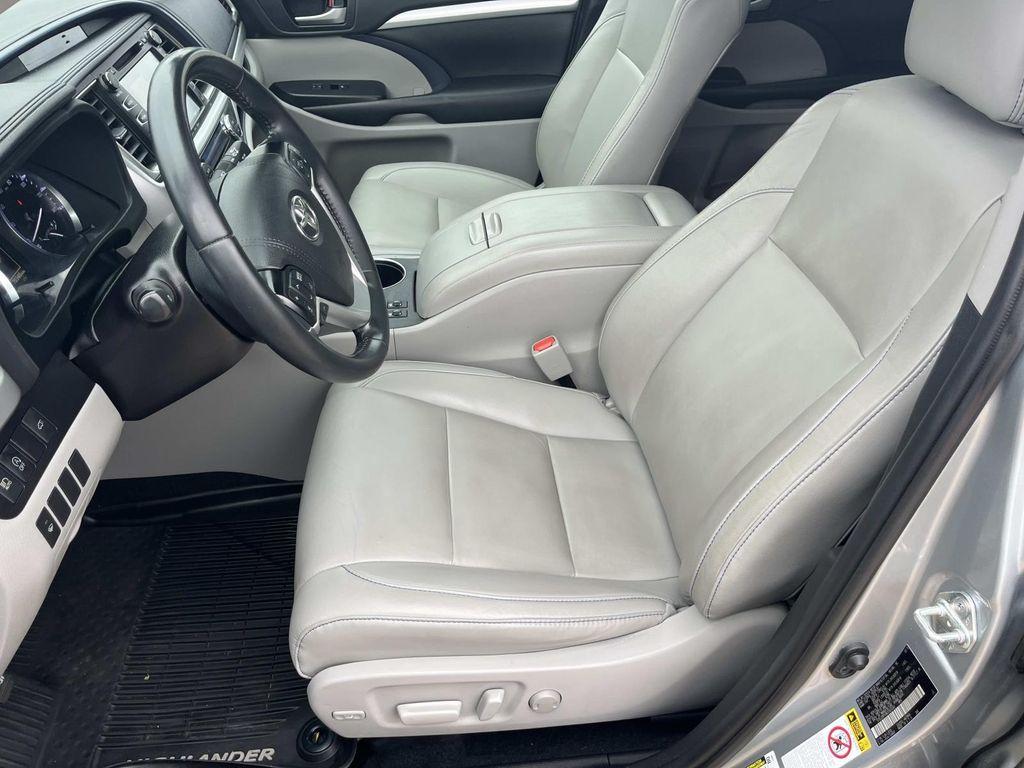 used 2019 Toyota Highlander car, priced at $29,995