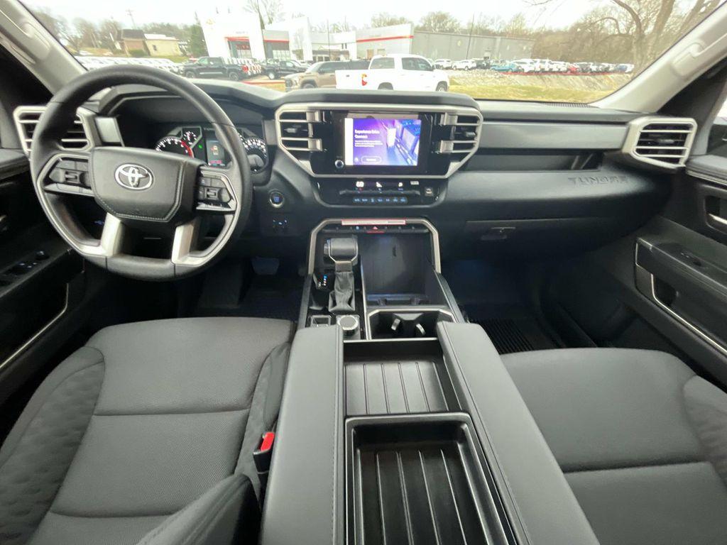 new 2024 Toyota Tundra car