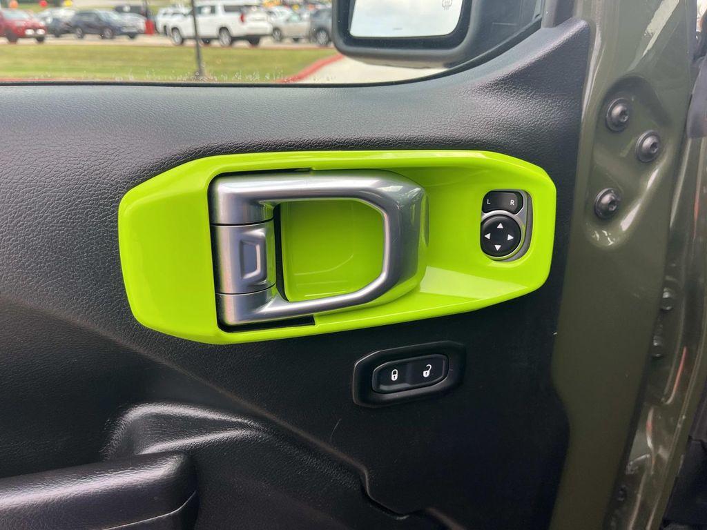 used 2021 Jeep Wrangler Unlimited car, priced at $33,588