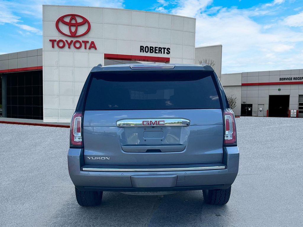 used 2018 GMC Yukon car, priced at $31,544