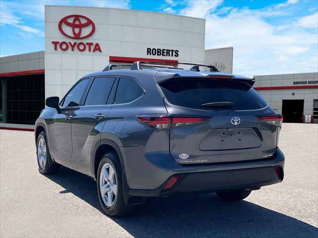 used 2024 Toyota Highlander car, priced at $43,499