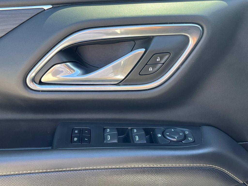 used 2021 GMC Yukon XL car, priced at $42,618