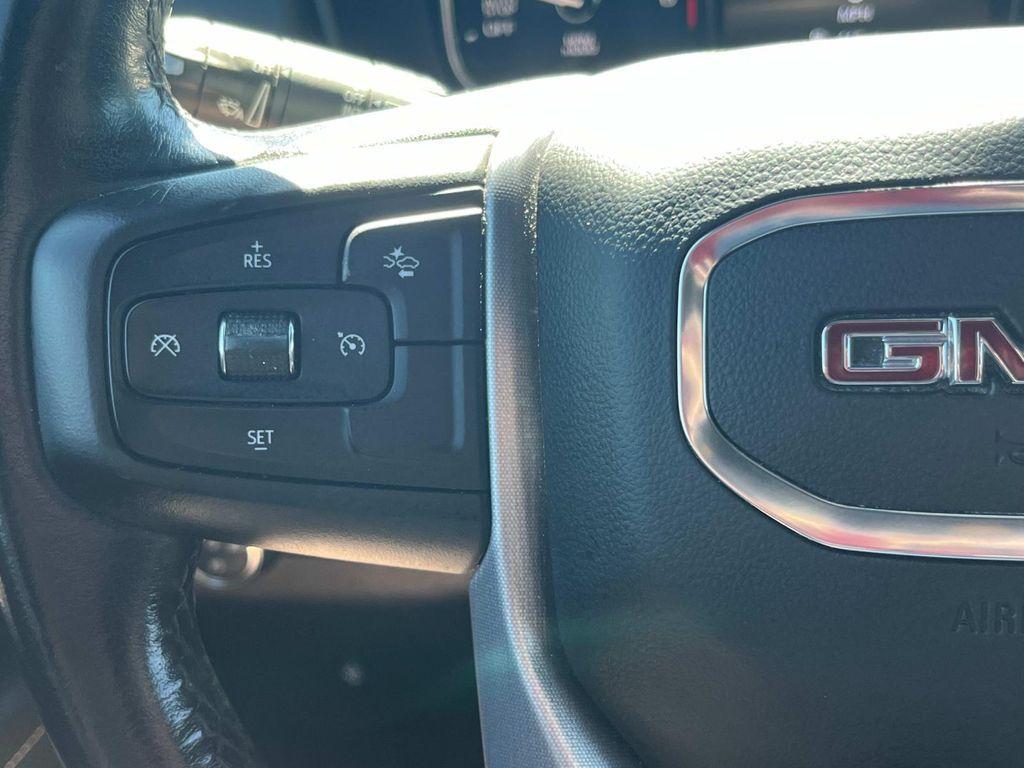 used 2021 GMC Yukon XL car, priced at $42,618