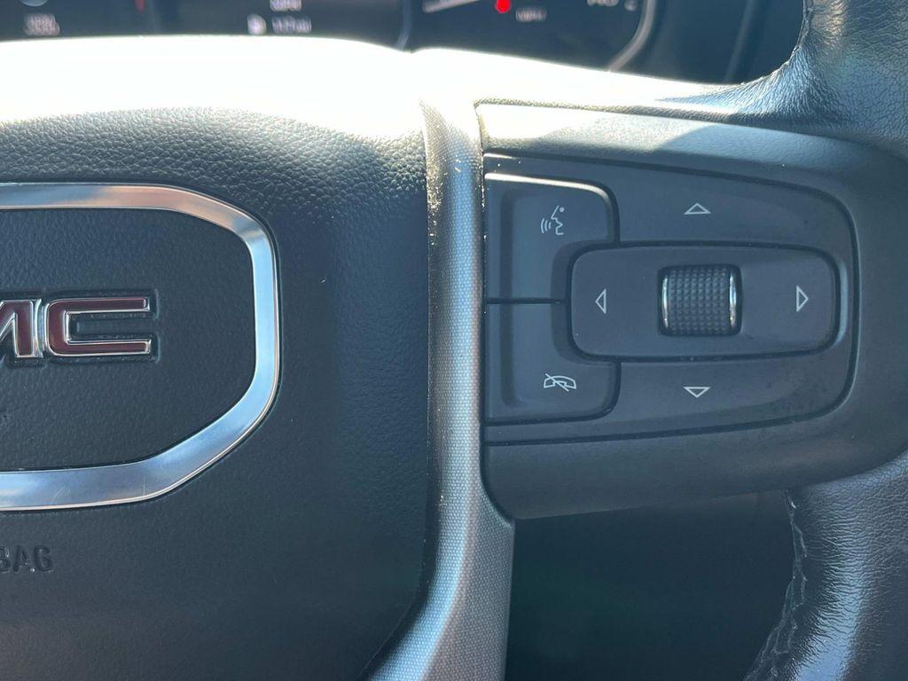used 2021 GMC Yukon XL car, priced at $42,618