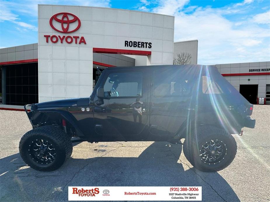 used 2017 Jeep Wrangler Unlimited car, priced at $24,012