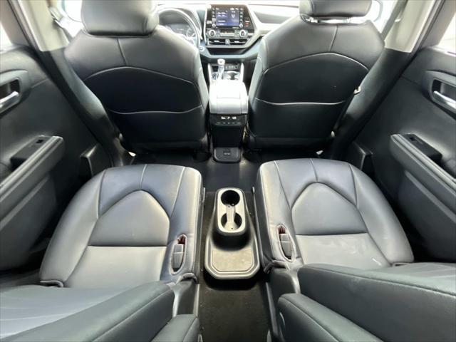 used 2022 Toyota Highlander car, priced at $37,168