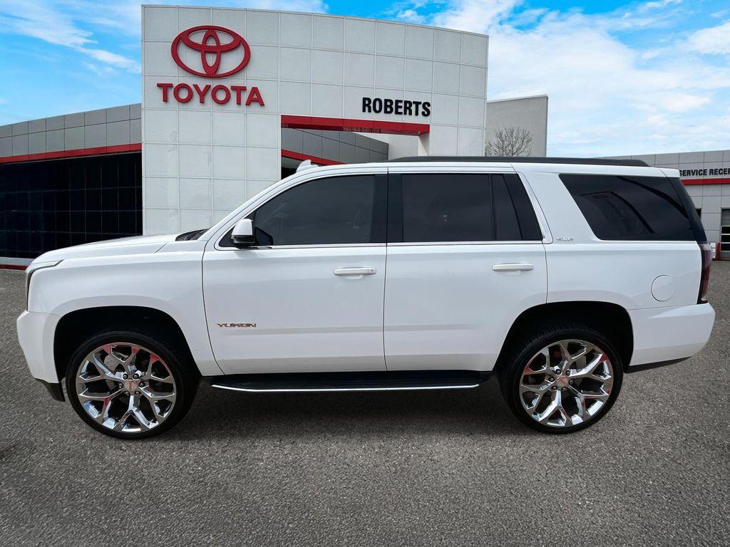 used 2016 GMC Yukon car, priced at $21,149