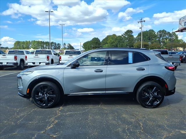 used 2025 Buick Envision car, priced at $36,200