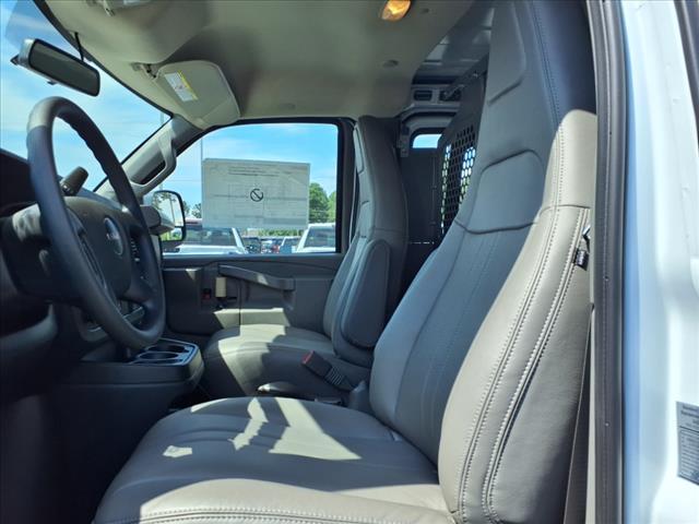 new 2025 GMC Savana 2500 car, priced at $47,438