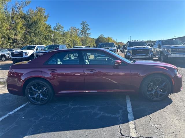 used 2022 Chrysler 300 car, priced at $27,075