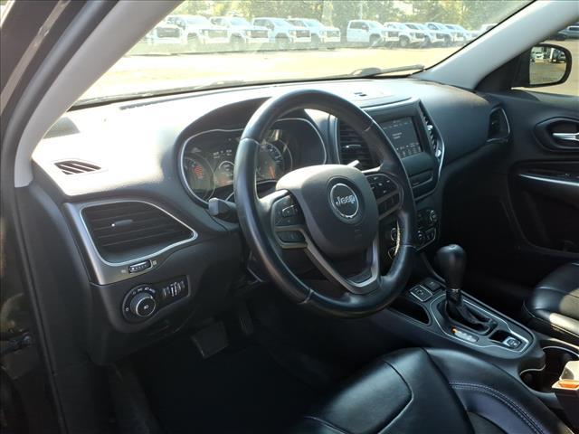 used 2019 Jeep Cherokee car, priced at $14,000