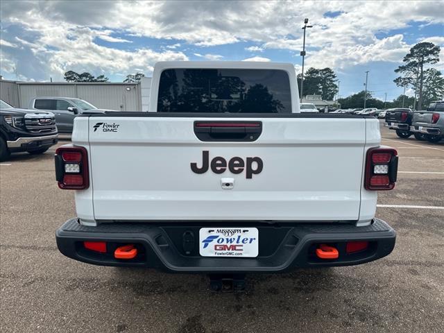 used 2021 Jeep Gladiator car, priced at $39,986