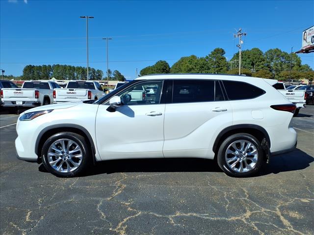 used 2023 Toyota Highlander car, priced at $40,430